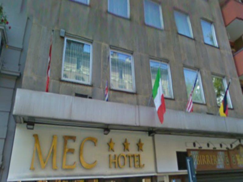 Hotel Mec Milán Exterior foto
