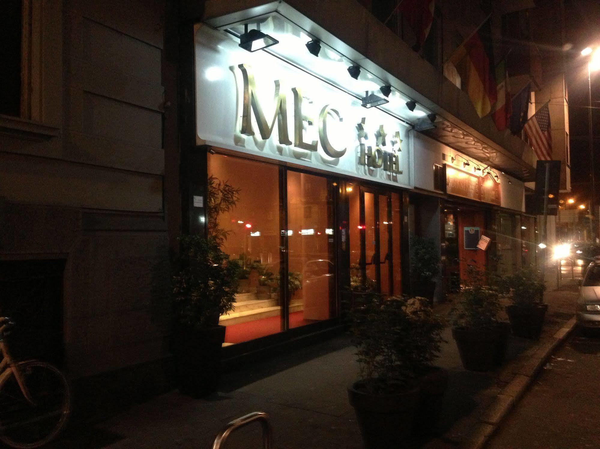 Hotel Mec Milán Exterior foto